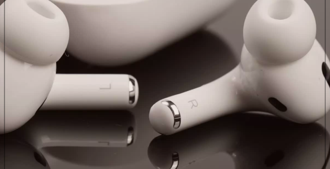 Why-do-my-Airpods-keep-cutting-out